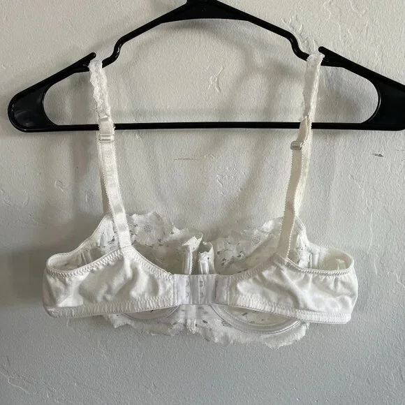 Vintage Oscar de la Renta bra | 36B - Picture 2 of 7
